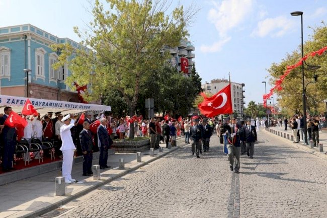 Çanakkale’de Zafer Bayramı coşkusu 