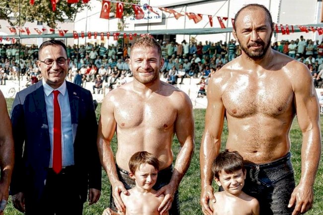 Erdoğan’dan sürpriz teklif  “GÜRBÜZ’E BİGA’MIZIN KAPISI SONUNA KADAR AÇIKTIR” (01.09.2022)