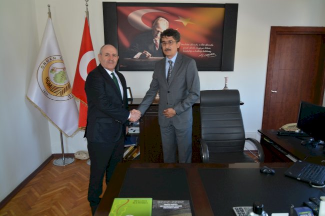 Yeni görev yerine başladı