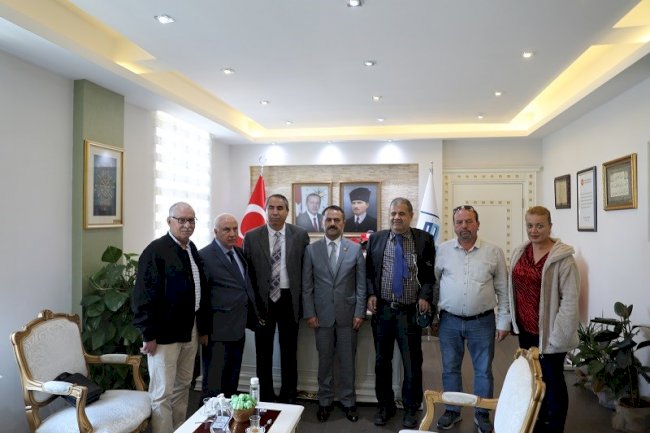 Misafirlerini ağırladı 