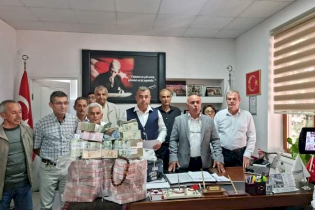 AĞALIK PARASINI KATIRLA GETİRDİ  BAŞKAN SEMERCİ 1 MİLYON 17 BİN LİRAYI TESLİM ALDI (06.10.2022)