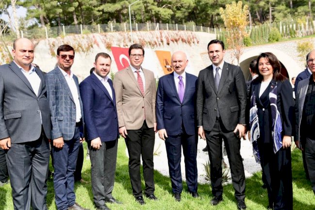 Yüksel; “Bu tarihi ana şahitlik ettik…”