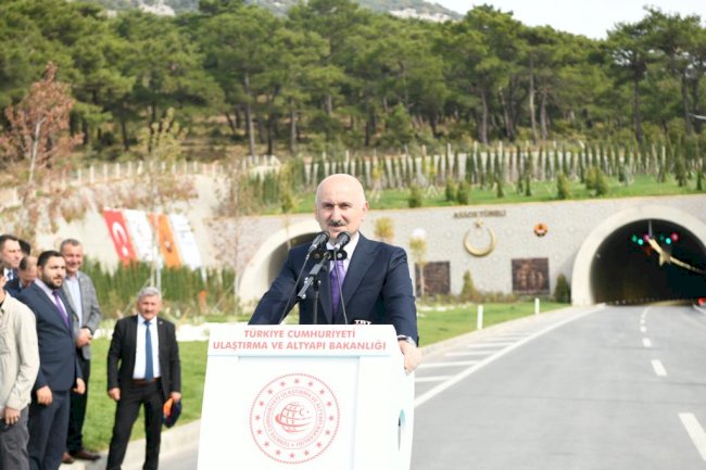 BAKAN KARAİSMAİLOĞLU’NDAN TÜNEL PAYLAŞIMI  “TÜNELLERİ 1 HAFTADA 53 BİN ARAÇ KULLANDI” (20.10.2022)