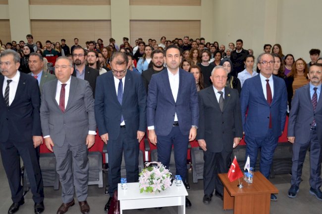 ÇOMÜ’de panel 