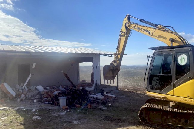 Aladağ köyünde kaçak bina yıkımı (08.12.2022)