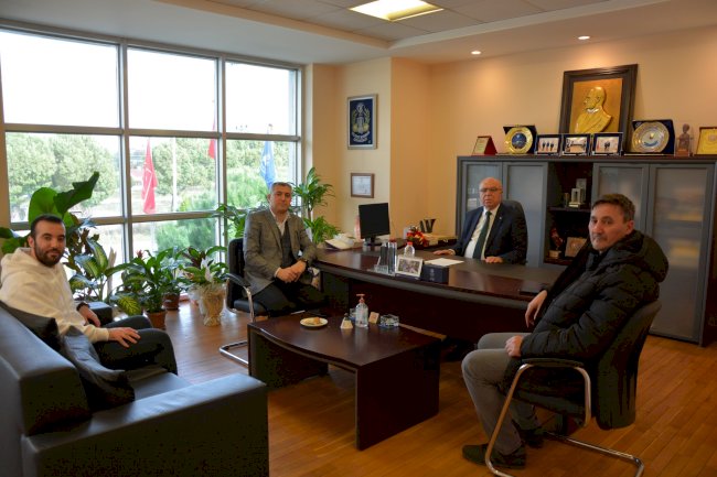 Başkan Deniz misafirlerini ağırlıyor
