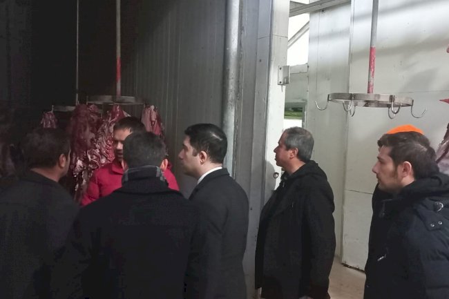 Depremzedelere kavurmalık et desteği
