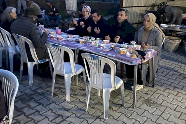 Ayvacık’ta Kaymakam Eker İftarlara Katılıyor