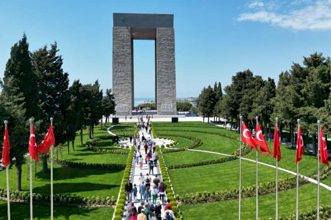Tarihi Alan’da Ziyaretçi Yoğunluğu