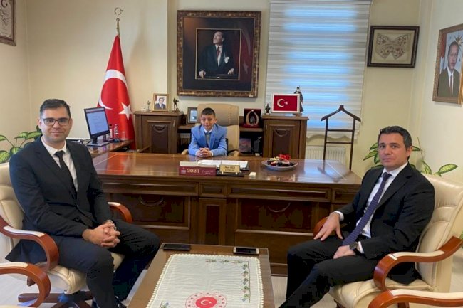 Epik, Makam Koltuğuna Oturdu