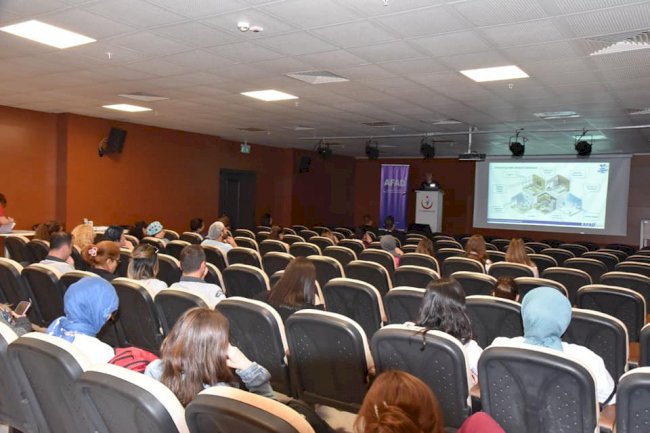Çanakkale Devlet Hastanesi’nde HAP ve Temel Afet Bilinci Eğitimi Verildi