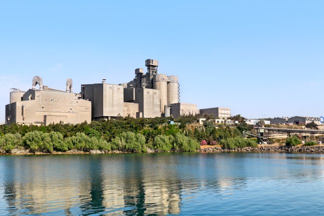 Akçansa Çanakkale Fabrikası Sertifikasını Altın Seviyede Yeniledi