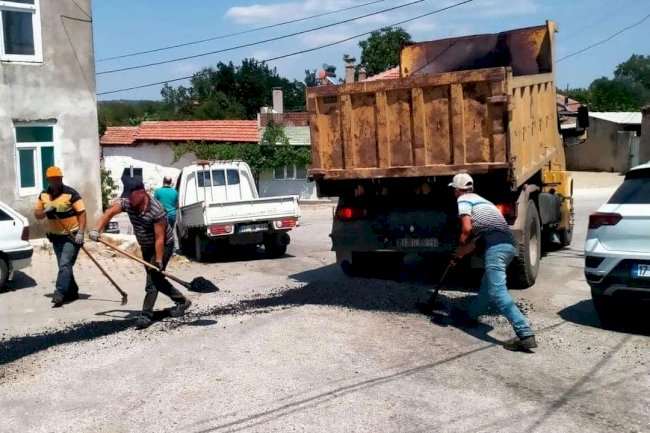 Kemallı köyü yolları onarıldı