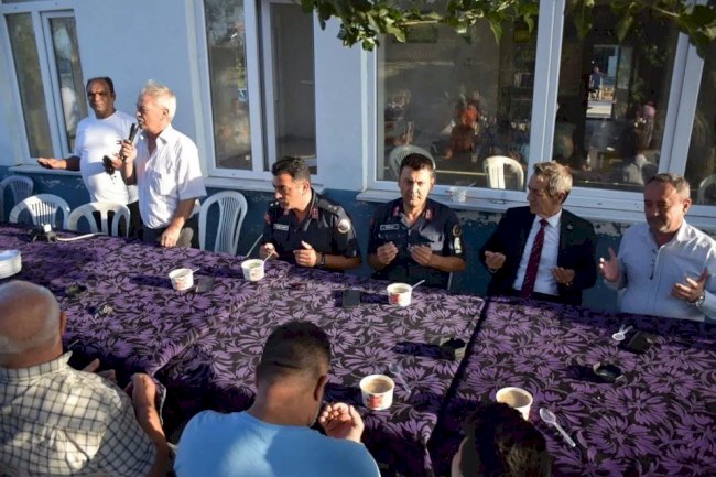 Çetmi köyünde aşure ikramı yapıldı