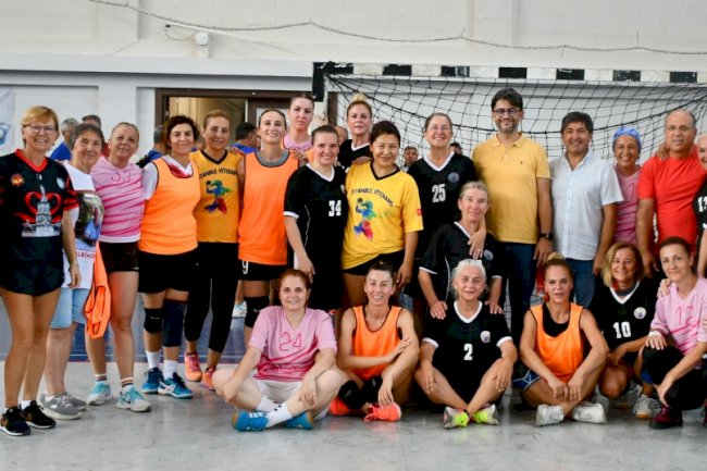 ÇOMÜ’DE hentbol buluşması yapıldı