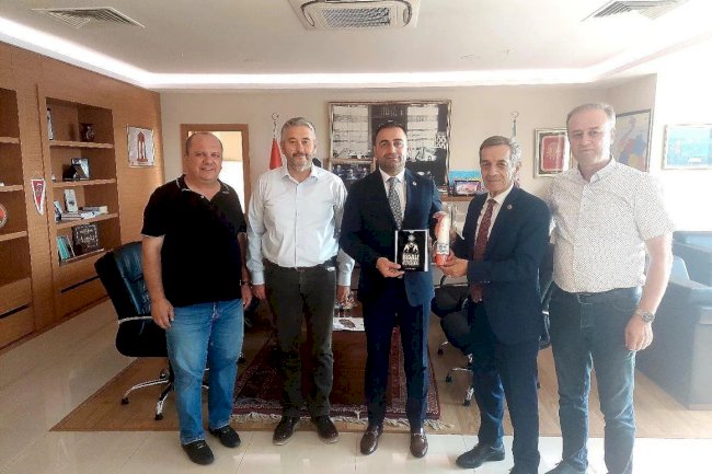 Erdoğan Önder’i ziyaret ederek etkinliklere davet etti