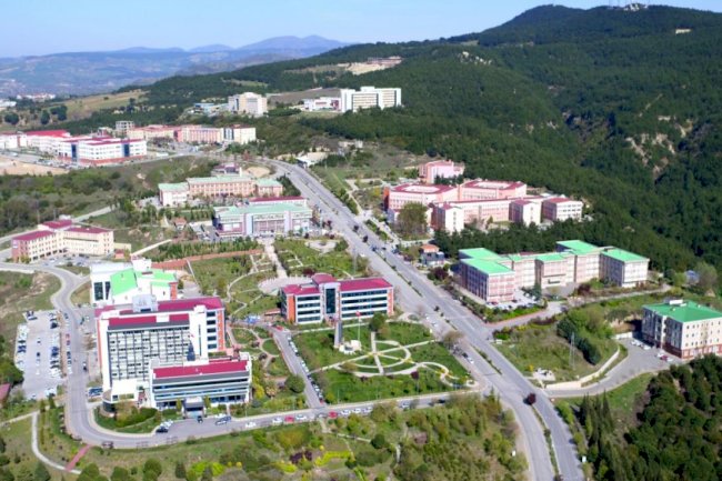 ÇOMÜ’de bir program daha akredite oldu
