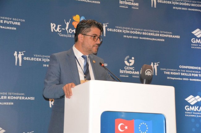 Erenoğlu; “ÇOMÜ’nün kapıları, kariyer yapmak isteyen herkese, her zaman açık”
