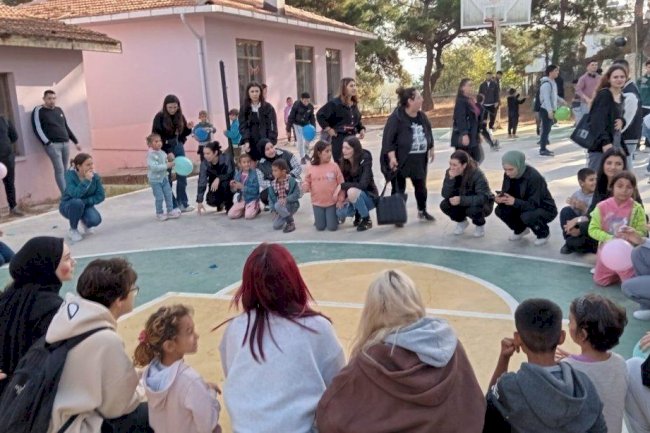 Üniversite öğrencilerinden eğitime destek