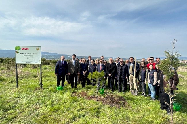 Dardanel 40. Yıl Hatıra Ormanı için fidanlar dikildi