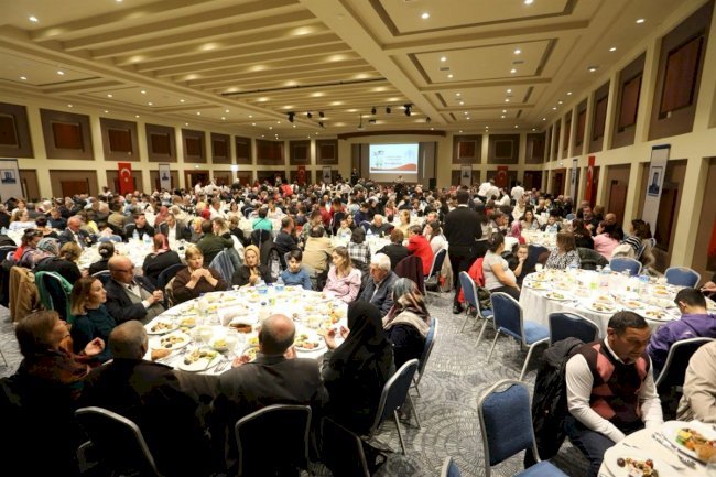 Vali Aktaş şehit aileleri ve gazilerle iftar yaptı