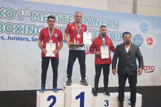 ÇANAKKALELİ BOKSÇULARDAN ÖNEMLİ BAŞARI