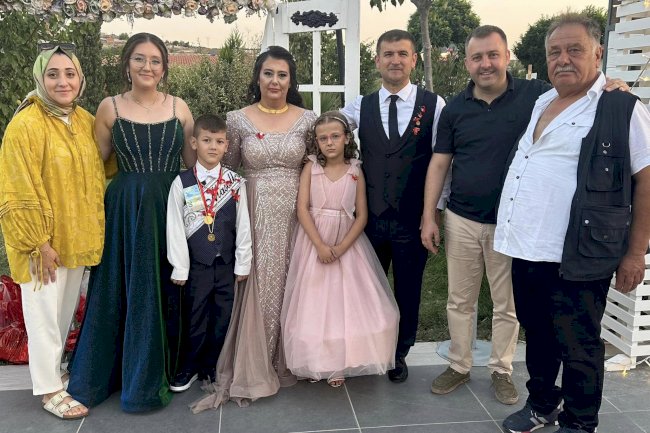Hemşehrilerinin Mutlu Günlerinde Yanlarında