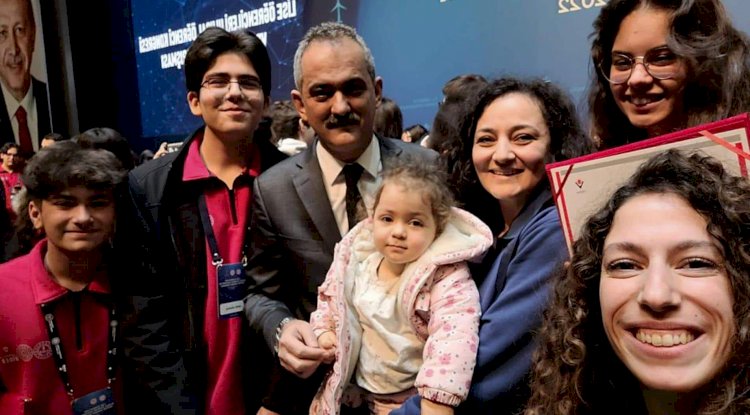 Çanakkale Anadolu Lisesi’ne teşvik ödülü