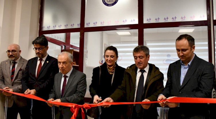 Engelsiz Kampüs Ofisi açıldı