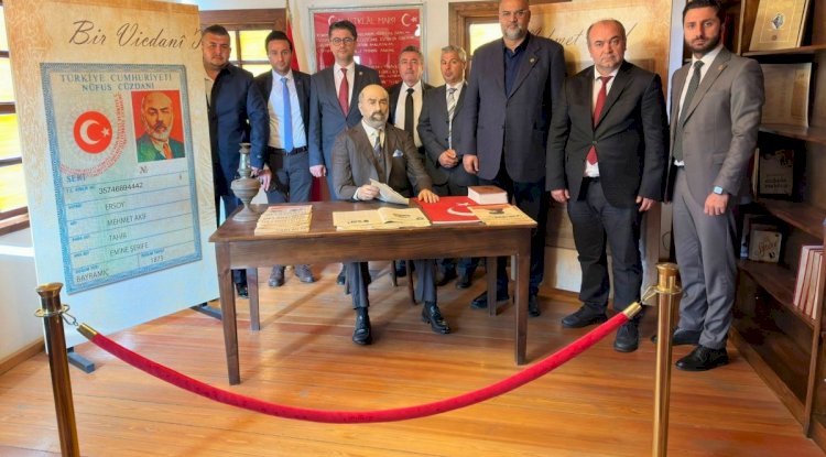 Rektör Erenoğlu’ndan Mehmet Akif Ersoy Müze Evi’ne ziyaret