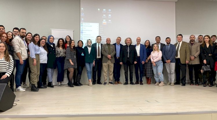 ÇOMÜ Hastanesi’nde “Jinekolojide Laparoskopik Cerrahi” toplantısı düzenlendi