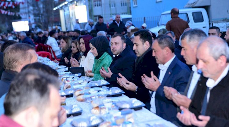 Ezine Seferşah Mahallesi iftarı büyük ilgi gördü