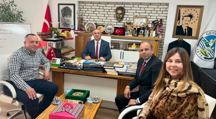 Başkan Oruçoğlu ziyaretçilerini ağırladı