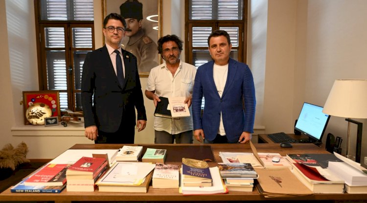 Tarihi albüm müzede sergilenecek