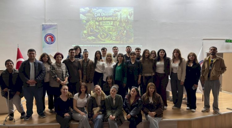 Ezine Gıda İhtisas OSB MYO’da “Çok Gezen mi Bilir, Çok Okuyan mı Bilir?” Münazarası