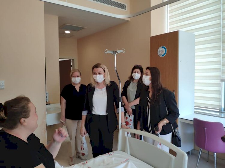 AK Partili kadınlardan anlamlı ziyaretler 