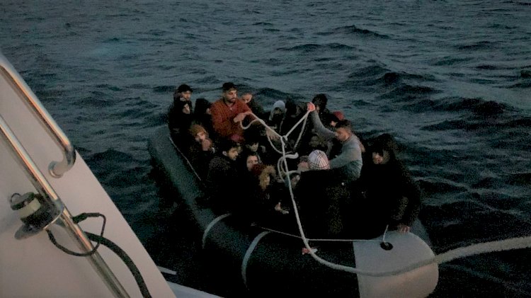 22 düzensiz göçmen kurtarıldı