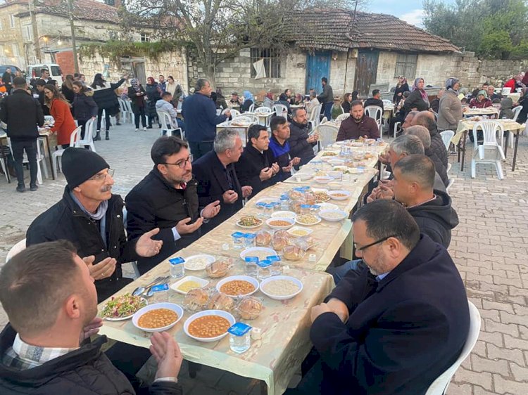 Ayvacık Sapanca Köy Muhtarım İftar Yemeği Düzenlendi