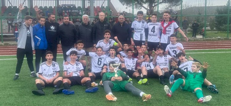 Çanakkale Gençlerbirliği Spor’da kupa coşkusu