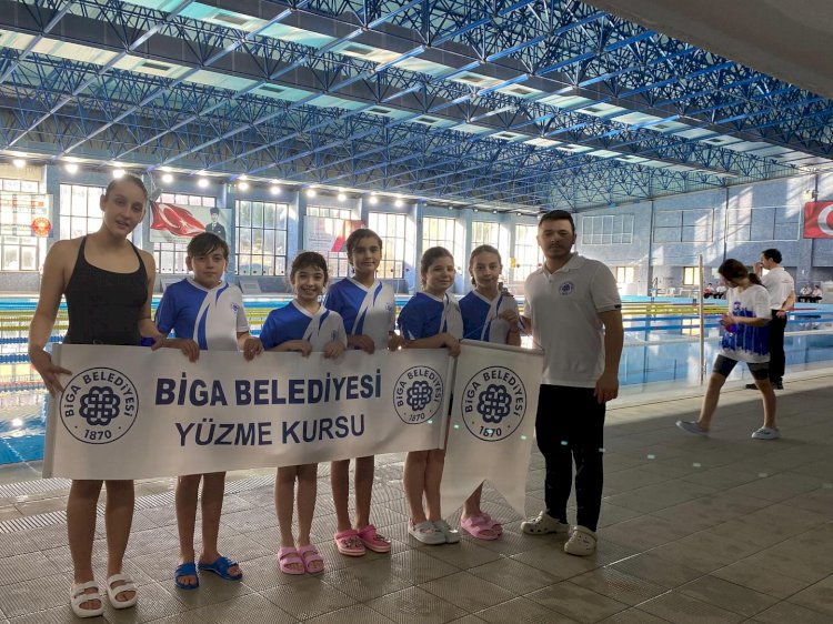 Yüzücülerden önemli başarı