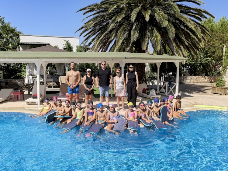 Bozcaada’da yüzme kursu başladı